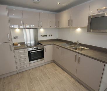 2 bedroom apartment to rent - Photo 6