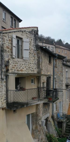 Studio à louer, 1 pièce - Lyas 07000 - Photo 1