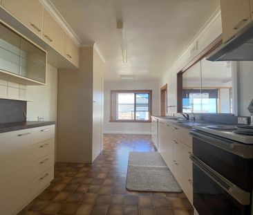 Low Maintenance with Spectacular Views - Photo 6