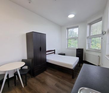 Studio to rent - Photo 4