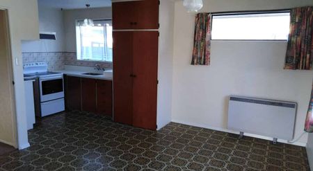 Sunny Private 2 Bedroooms lounge sheds glasshouse - Photo 5