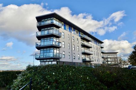 2 bedroom apartment to rent - Photo 5