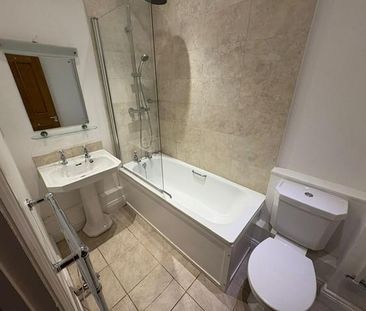 2 bedroom ground floor flat to rent - Photo 6