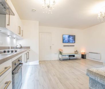 1 bedroom ground floor flat to rent - Photo 1