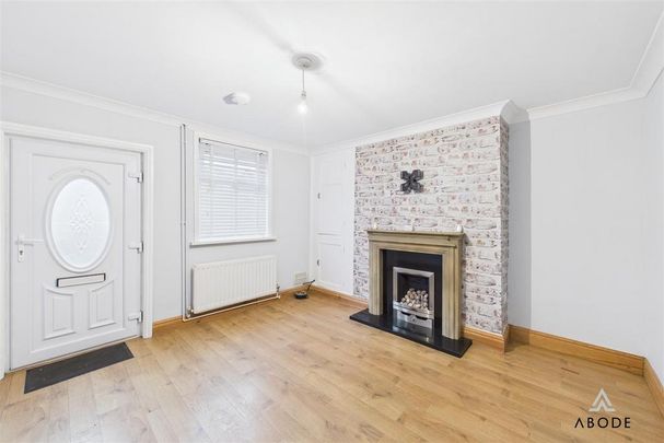 2 bedroom terraced house to rent - Photo 1