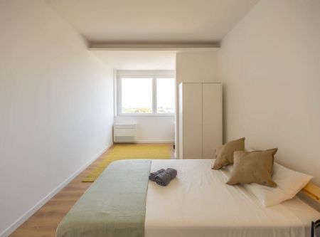 Rua Sarmento de Beires, Lisbon, Lisbon 1900-271 - Photo 2