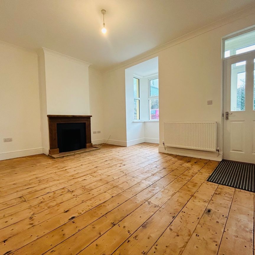 Caradon Terrace, Cornwall, Saltash - Photo 1