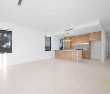 Brand New Five Bedroom Family Home - Photo 2