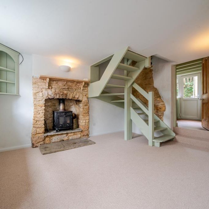 2 bedroom terraced house to rent - Photo 1