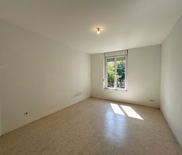 Location Appartement 4 pièces 89m² - Photo 5