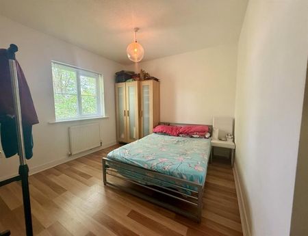 2 Bedroom Apartment To Let - Photo 4