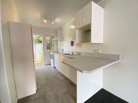 2/42 Queens Avenue - Photo 3