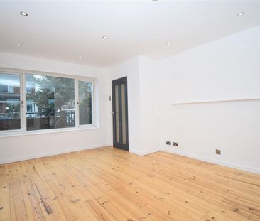 Elmwood Close, Walton, Wakefield - Photo 3