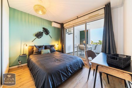 Location Appartement 3 pièces 51m² ST PIERRE 97410 - Photo 3