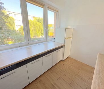 Do wynajęcia 2 pokojowe mieszkanie, przy ul. Serbinowskiej 1 w Kaliszu - Photo 2