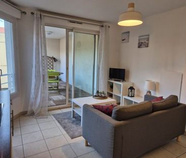 T1/2 Toulon 30 m² - Photo 2