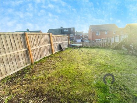 2 bedroom semi-detached house to rent - Photo 3