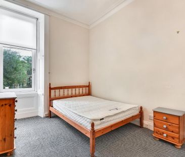 1 bedroom in a flat share to rent - Photo 4