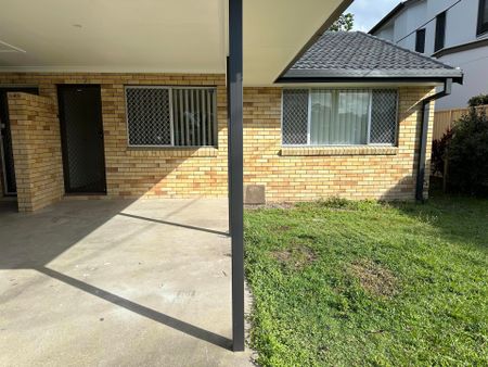 2/12 Sarawak Avenue, Palm Beach QLD - Photo 4