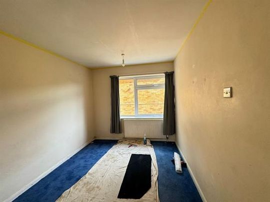 Cornwall House, Uxbridge - Photo 1