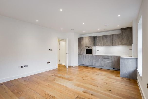 1 Bedroom Apartment To Let - Photo 1