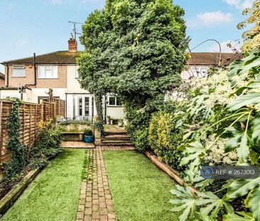 3 bedroom terraced house to rent - Photo 6