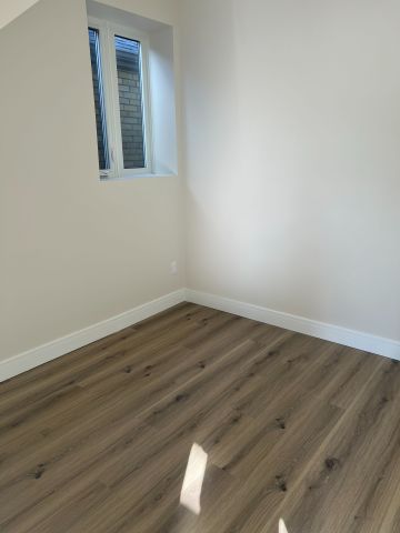 For Lease - 32 Cadorna Avenue Unit# 2, Toronto, Ontario - Photo 3