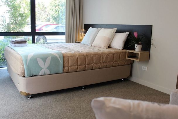 Papatoetoe Studio Apartments includes utilities - Photo 1