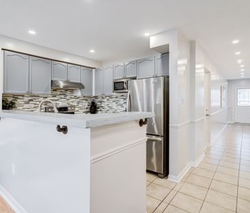 For Lease - 4398 Fairview Street, Burlington, Ontario - Photo 4