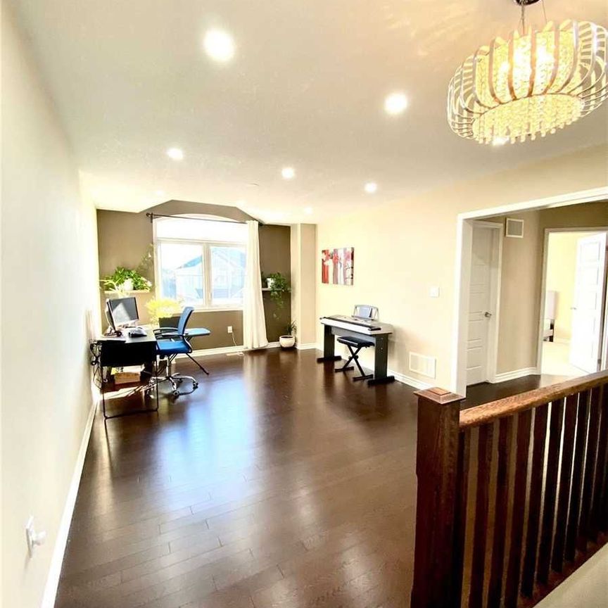 For Lease - 212 Ridge Road, Cambridge, Ontario - Photo 1