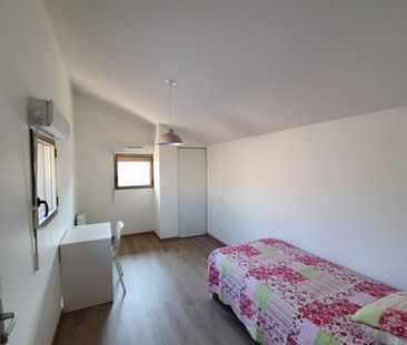 Location Appartement 5 pièces Meublé 95m² BORDEAUX 33300 - Photo 4