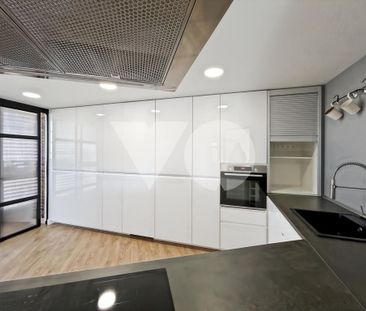 Luxury penthouse for rent in Majadahonda, Spain - Photo 3