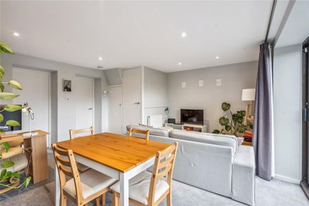 2 bedroom detached house to rent - Photo 5