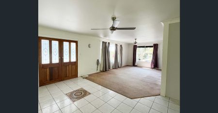 THREE BEDROOM HOME WITH ELECTRICY INCLUDED - Photo 2