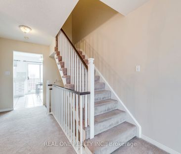 Condo Townhouse For Lease | W8122014 - Photo 6