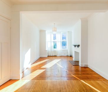 3 bedroom house to rent Clarence Road, Stony Stratford, Milton Keyn... - Photo 2