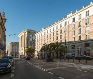 LOKAL PRZY PLACU KONSTYTUCJI i PIĘKNEJ - Фото 5