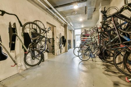 Appartement te huur: Distelweg 273 1031 HD Amsterdam - Photo 2