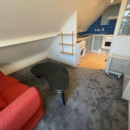 1 bedroom flat to rent - Photo 4