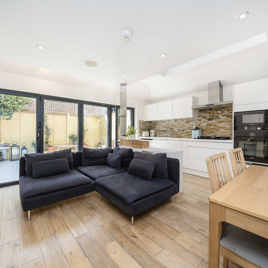 Archel Road, W14, London - Photo 1