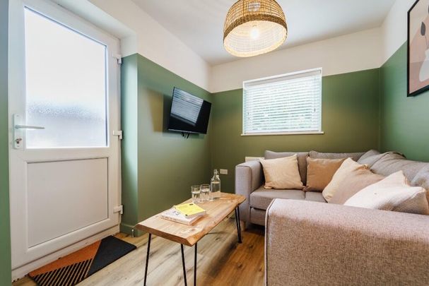 Room in a Shared Flat, Seymour St, L3 - Photo 1