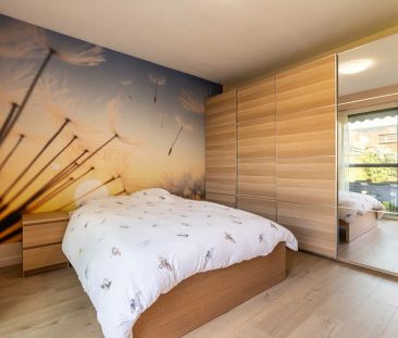 Instapklaar gelijkvloers appartement met tuin en carport - Foto 3