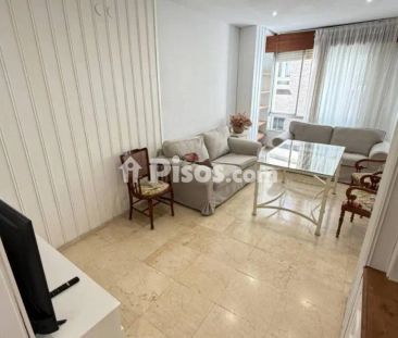 Piso en alquiler en Centro - Photo 1