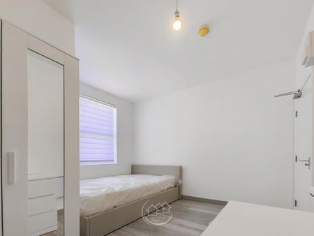 6 bedroom house of multiple occupation to rent - Photo 5