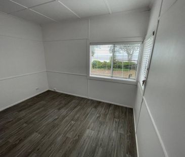 Absolute beachfront studio living! - Photo 6