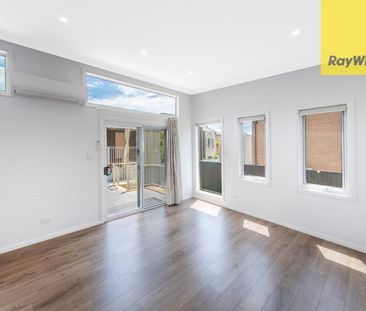 Spacious Family Home with Separate 2-Bedroom Granny Flat - Ideal fo... - Photo 1