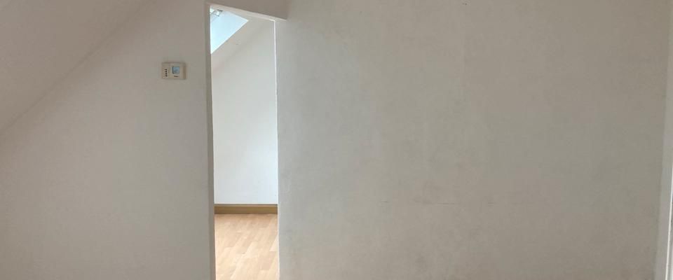 Helle 2-Zimmer-Dachgeschoss Wohnung - Foto 1