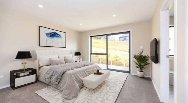 Spacious 6BR New Build in Red Beach - Photo 1