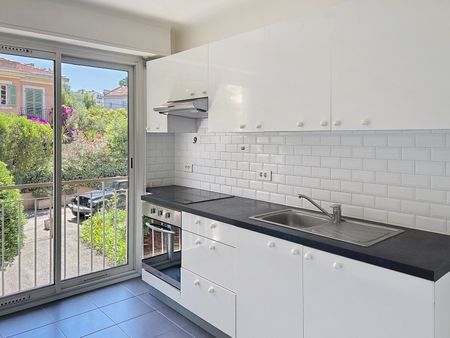Location Appartement 2 pièces 39m² NICE 06000 - Photo 3