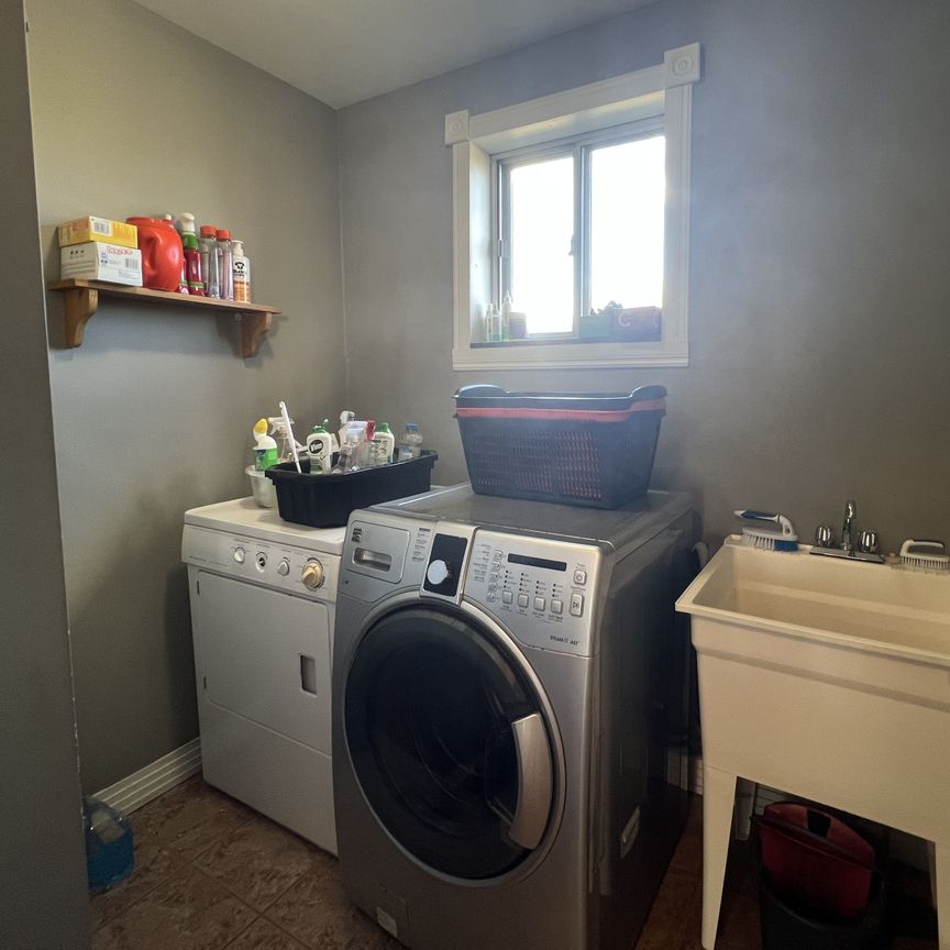 For Lease - 6783 Cochrane Street Unit# Main, Whitby, Ontario - Photo 1